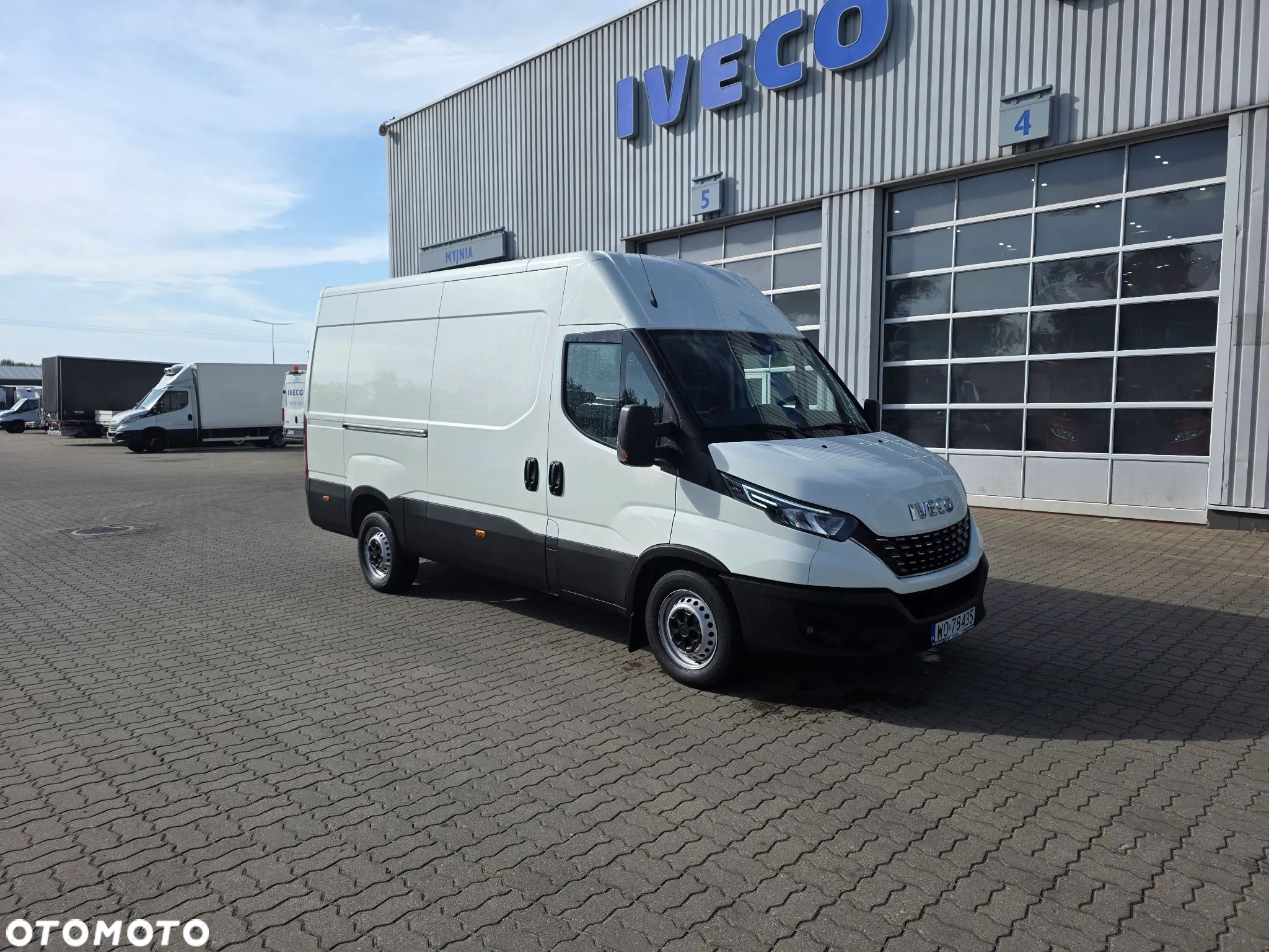 Iveco 35S16A8V L3H2 Automat Średniak Krajowy Ledy - 1