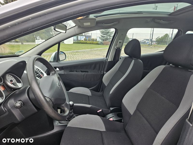 Peugeot 207 1.4 16V Sporty - 9