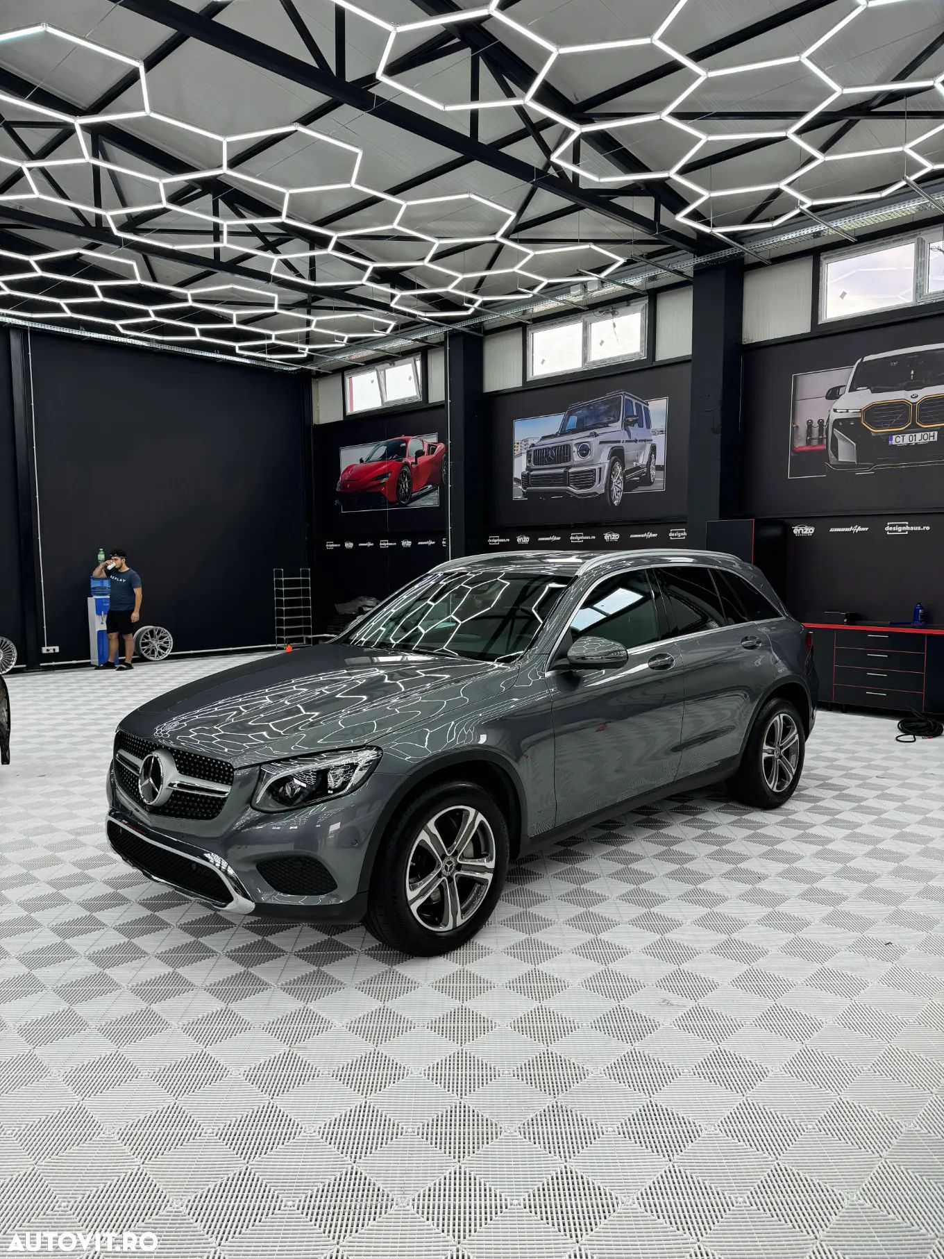 Mercedes-Benz GLC 250 4MATIC - 1