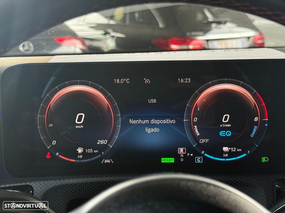 Mercedes-Benz A 250 e AMG Line - 52