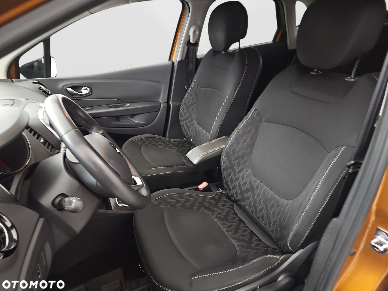 Renault Captur 1.3 Energy TCe FAP Limited EDC - 25