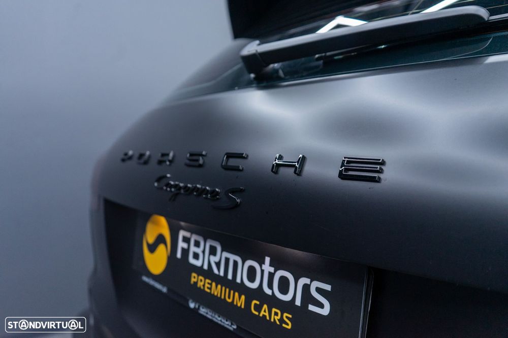 Porsche Cayenne - 16