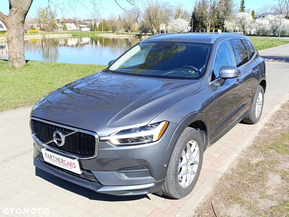 Volvo XC 60 T5 AWD Geartronic Momentum - 1