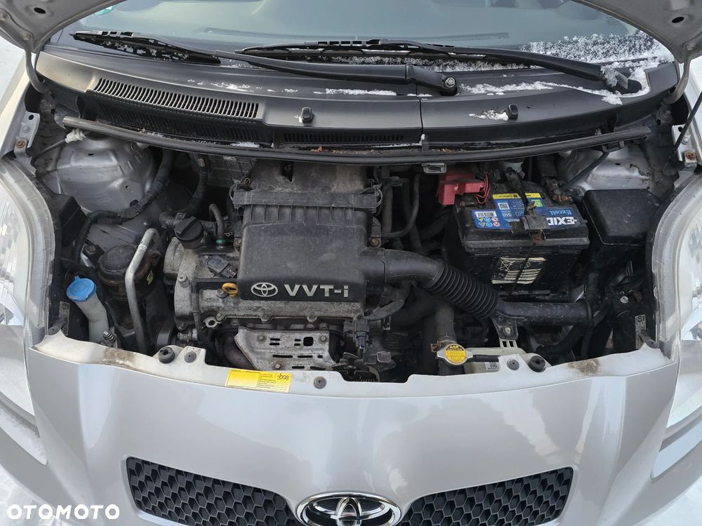 Toyota Yaris 1.3 VVT-i Multi Mode Executive - 27