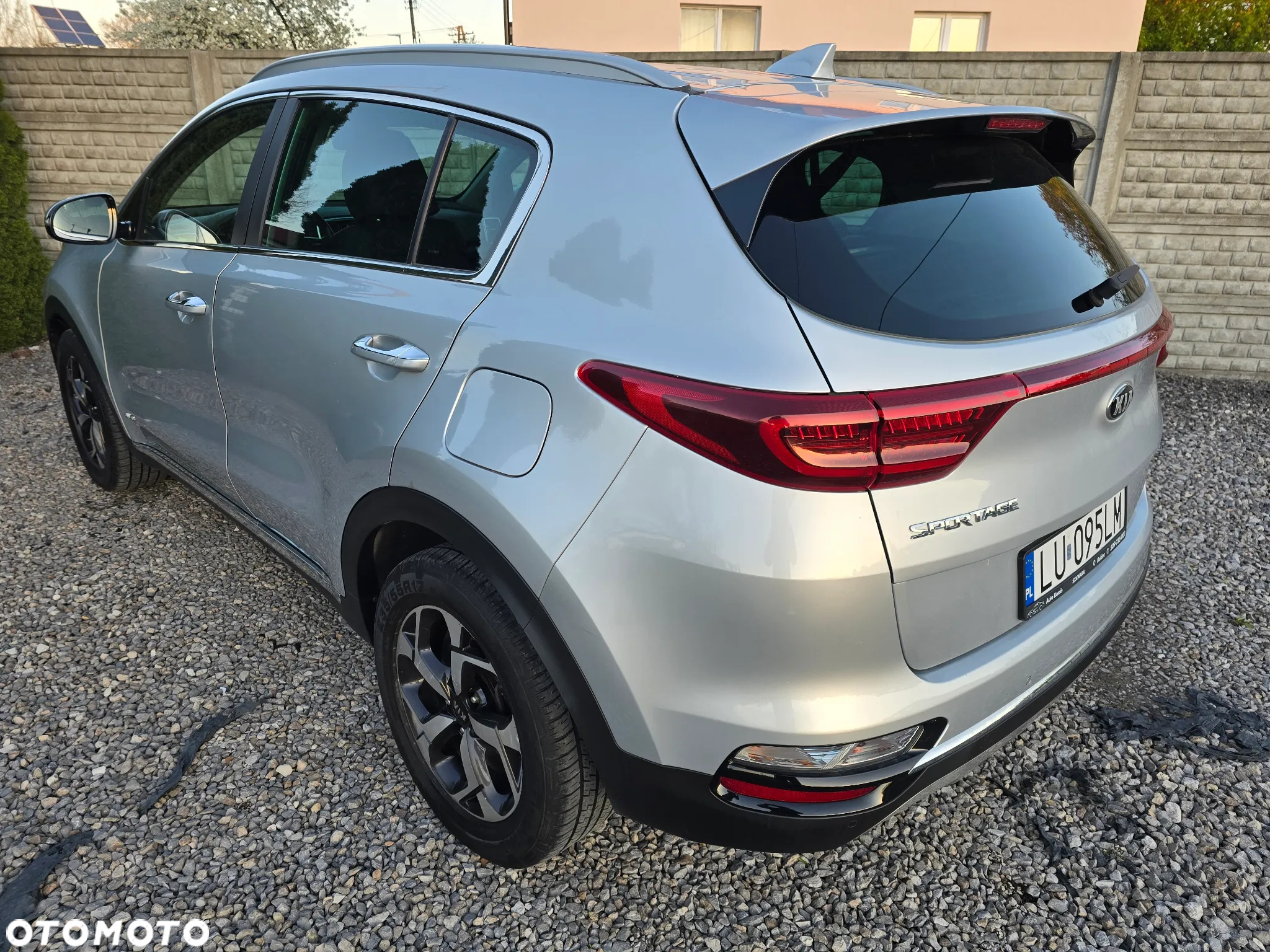 Kia Sportage 1.6 CRDI AWD DCT PLATINUM - 28