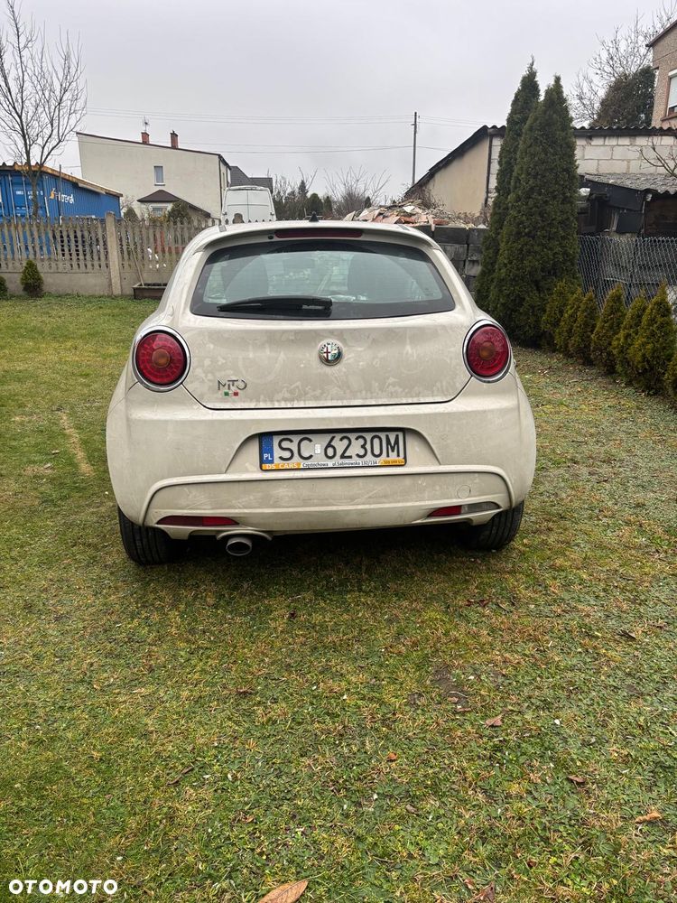 Alfa Romeo Mito 1.4 MultiAir Distinctive - 1