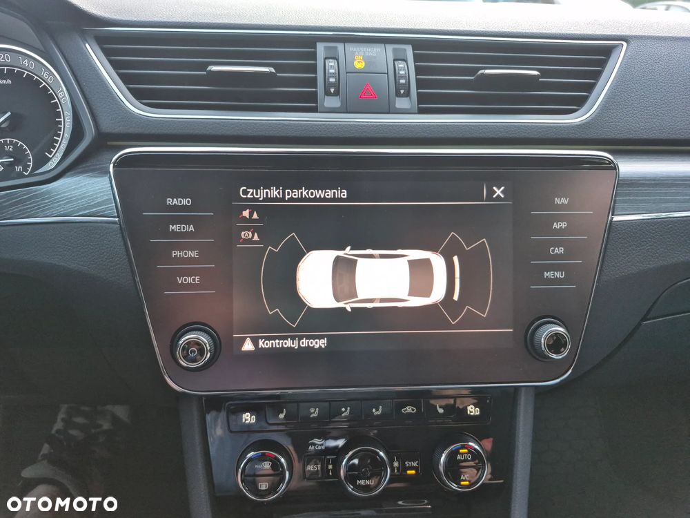 Skoda Superb 2.0 TSI DSG Style - 26
