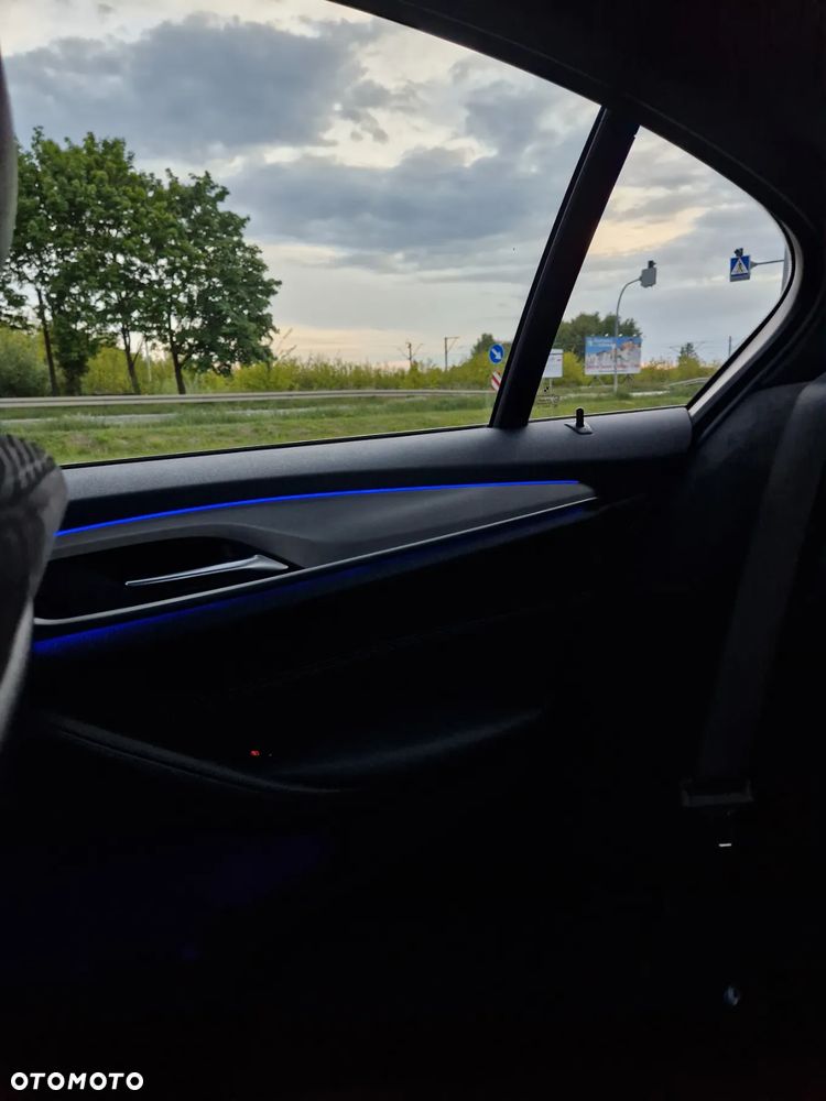 BMW Seria 5 520i GPF M Sport sport - 34
