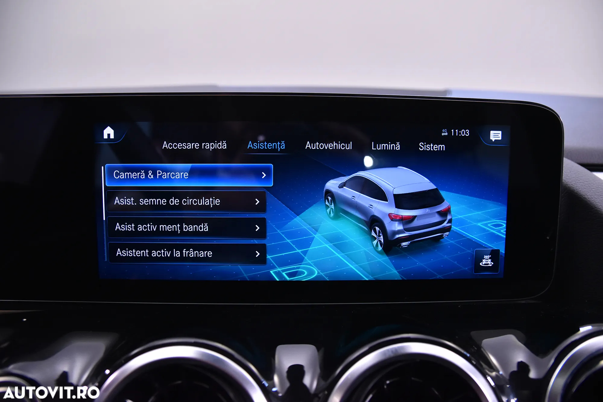 Mercedes-Benz GLA 250 4Matic 8G-DCT - 21