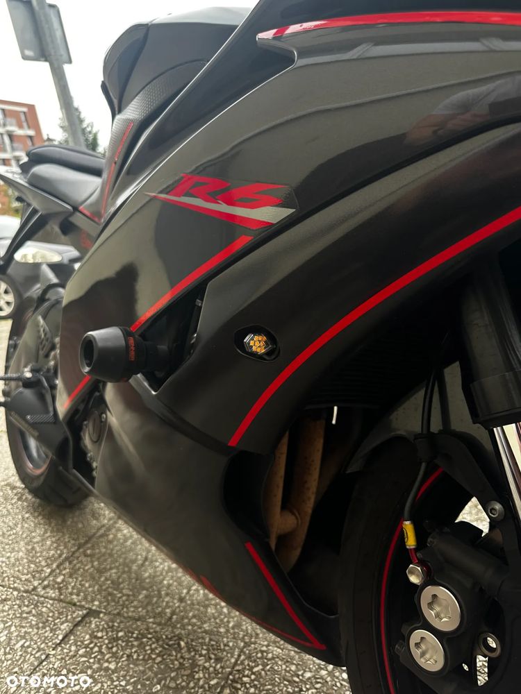 Yamaha R6 - 9