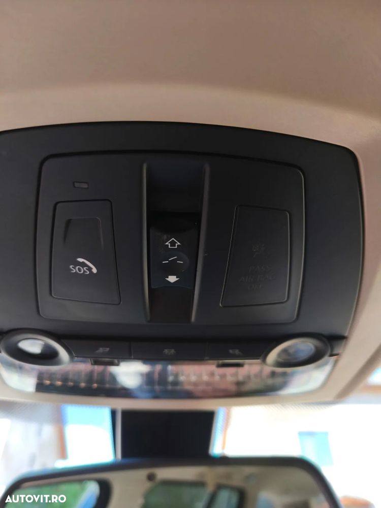 BMW Seria 5 525d xDrive Touring Sport-Aut. Luxury Line - 9