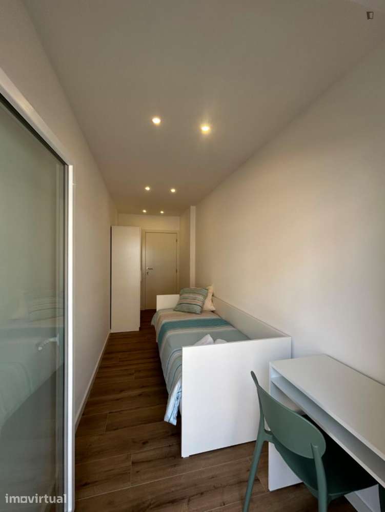 Quarto - localizado em São Vítor Braga - Grande imagem: 5/9