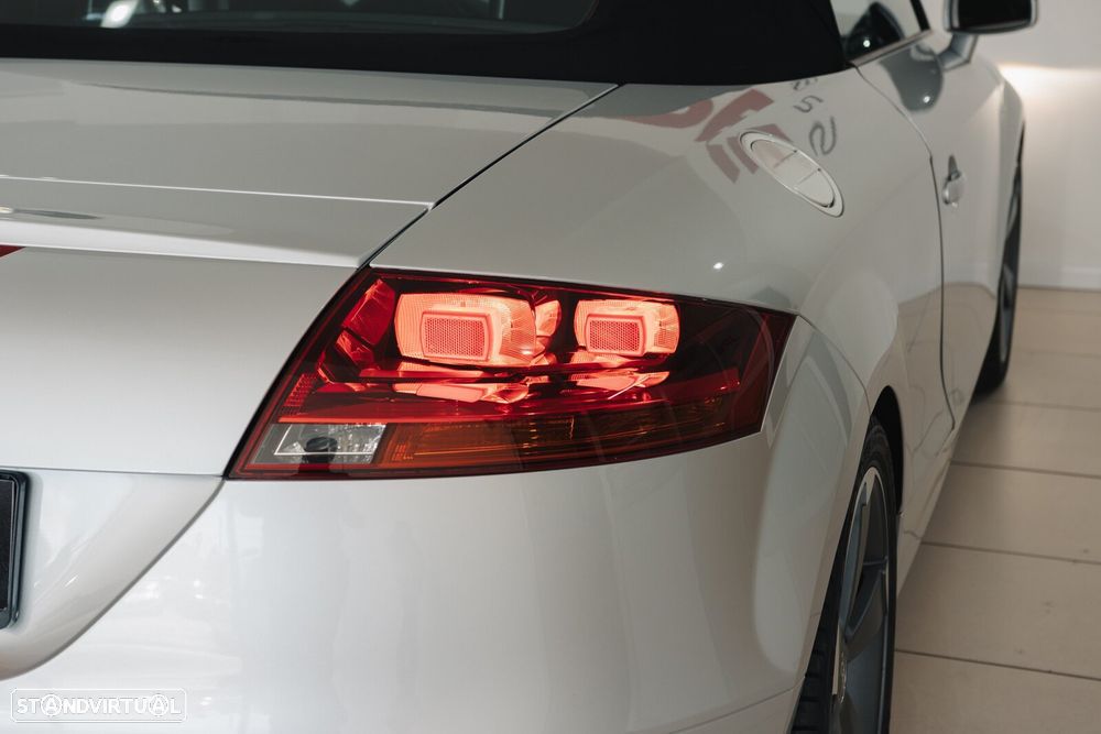Audi TT Roadster 2.0 TFSi S-line - 13