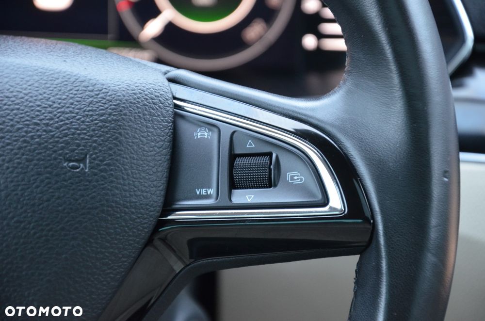 Skoda Superb 1.4 TSI Plug-In Hybrid L&K DSG - 28