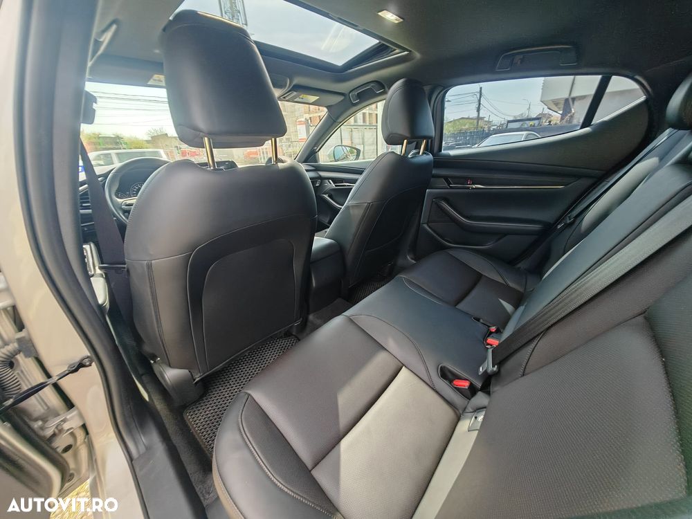 Mazda 3 e-SKYACTIV-X 186 M HYBRID EXCLUSIVE-LINE - 18