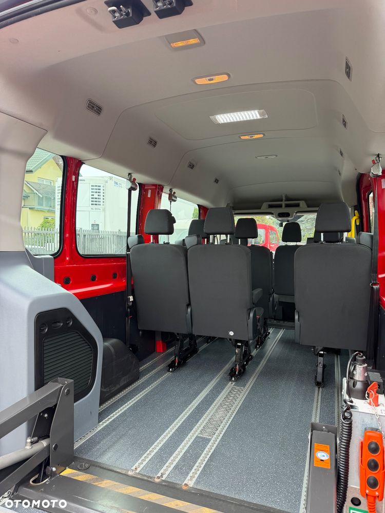 Ford Transit - 19