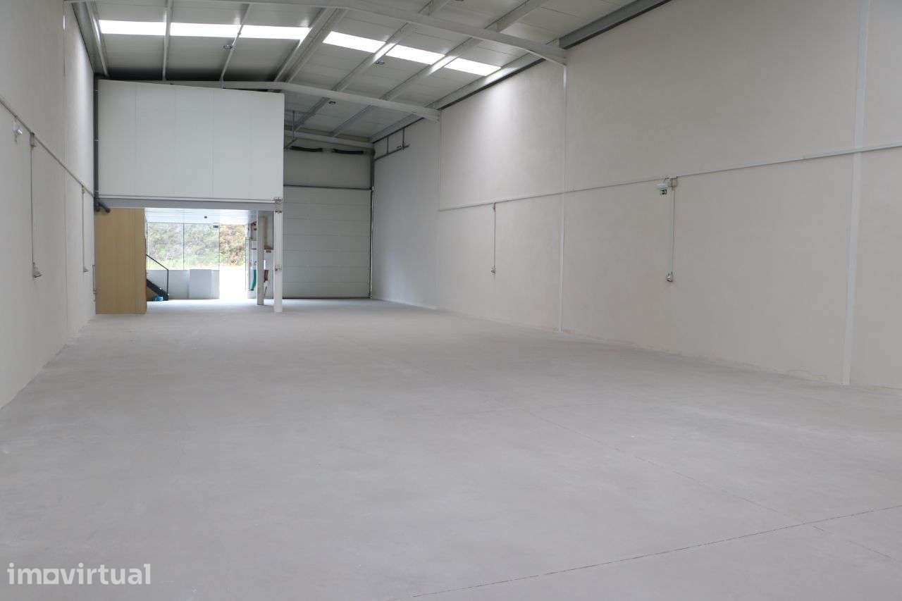 Pavilhão novo em Barcelos - Grande imagem: 2/12
