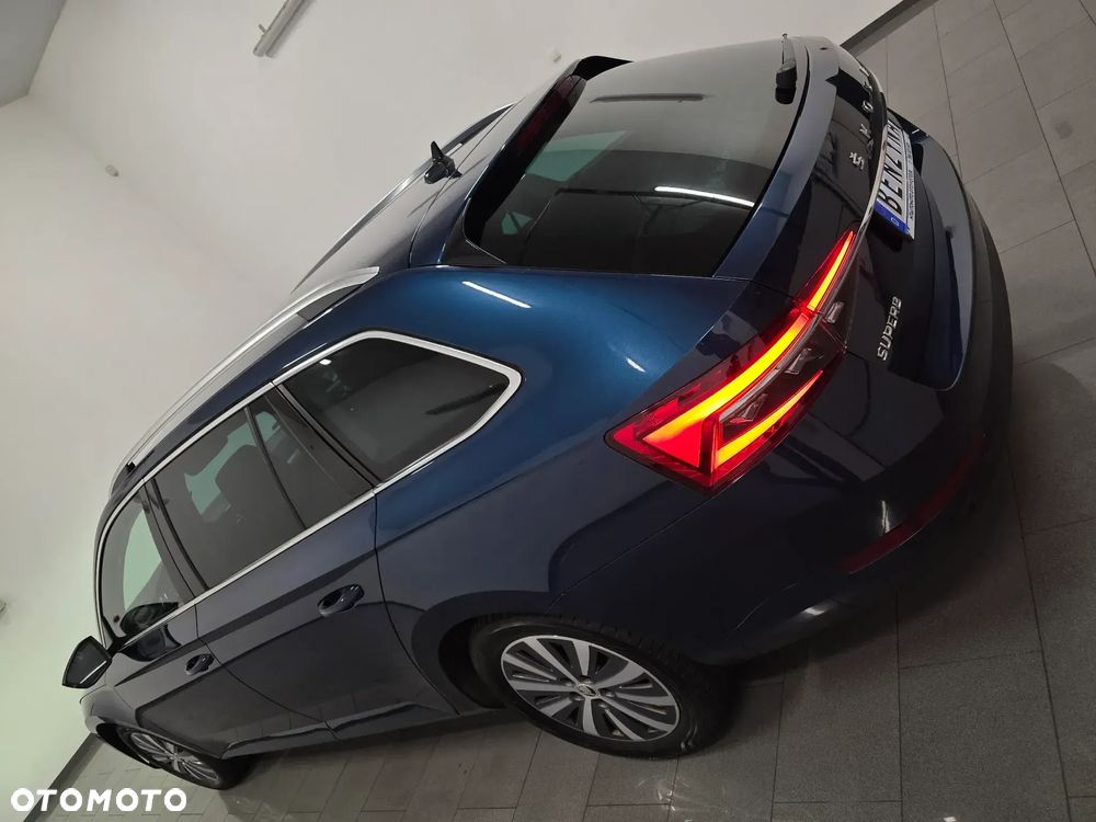 Skoda Superb 2.0 TSI Style DSG - 34