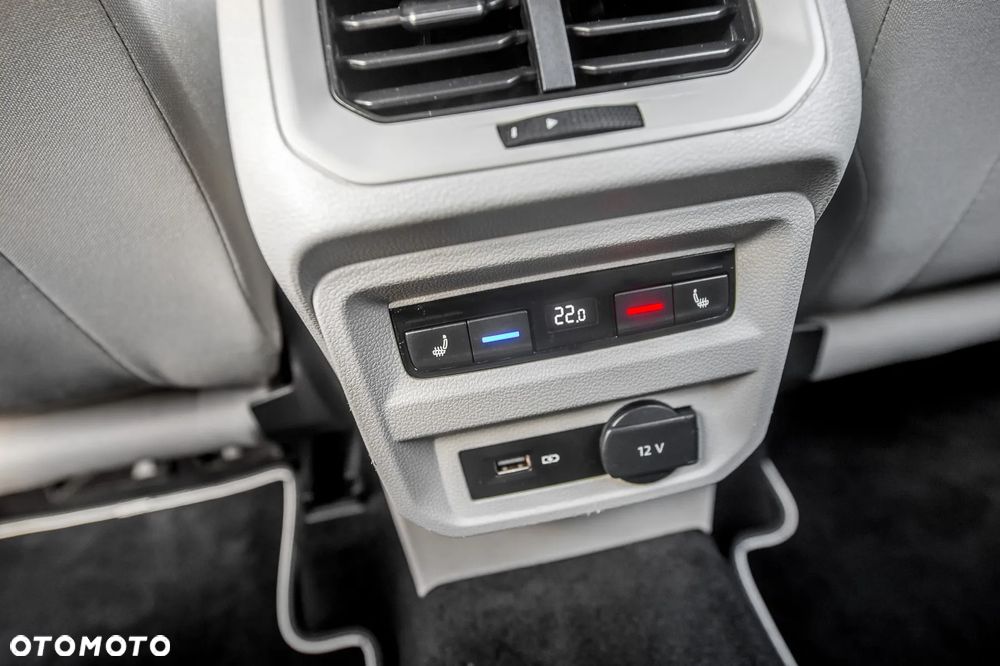 Volkswagen Tiguan 2.0 TDI SCR 4MOTION DSG Highline - 32