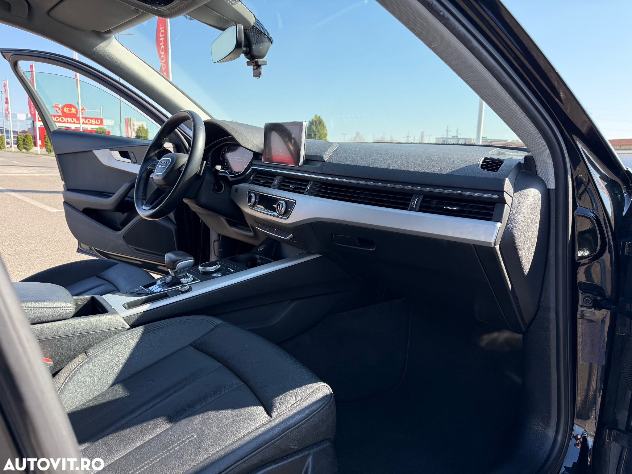 Audi A4 2.0 TDI ultra S tronic Design - 34