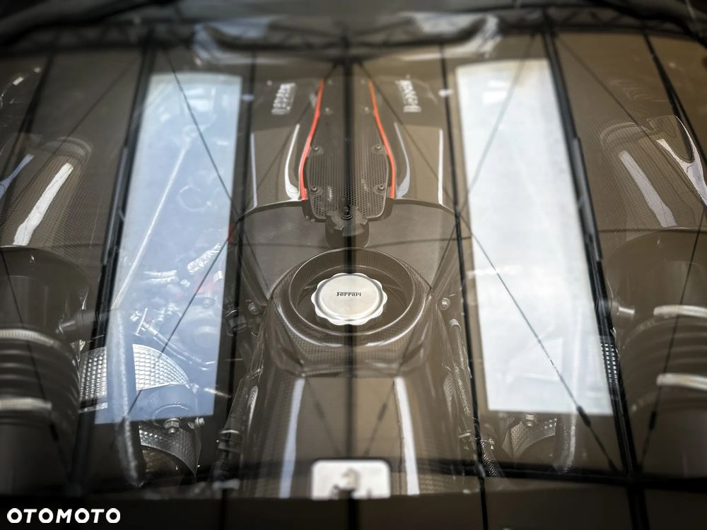 Ferrari 488 Pista - 16