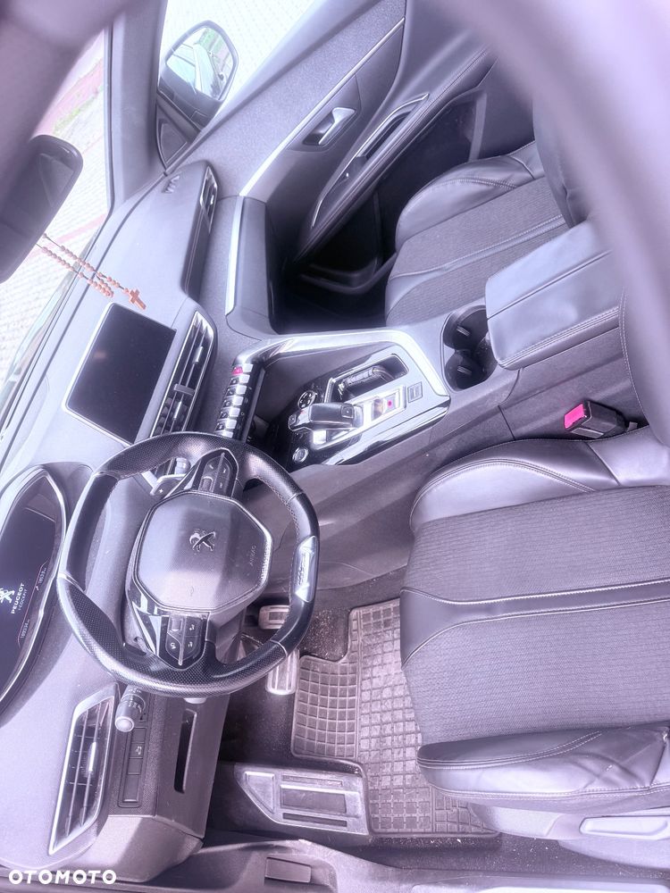 Peugeot 5008 - 20