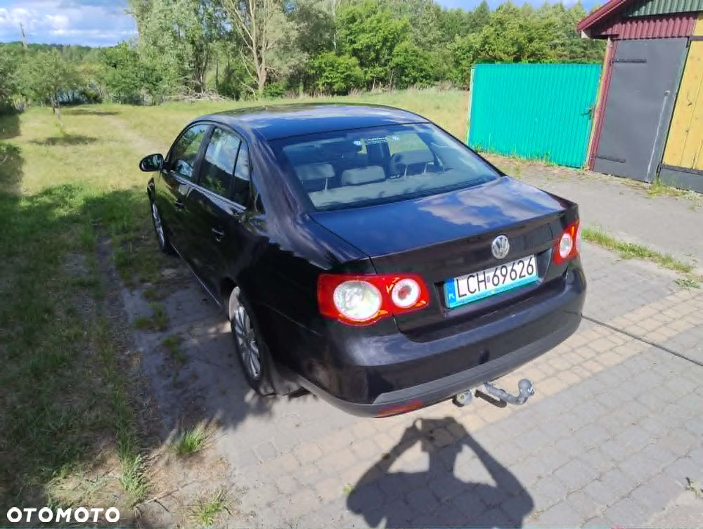 Volkswagen Jetta 1.9 TDI Trendline - 5