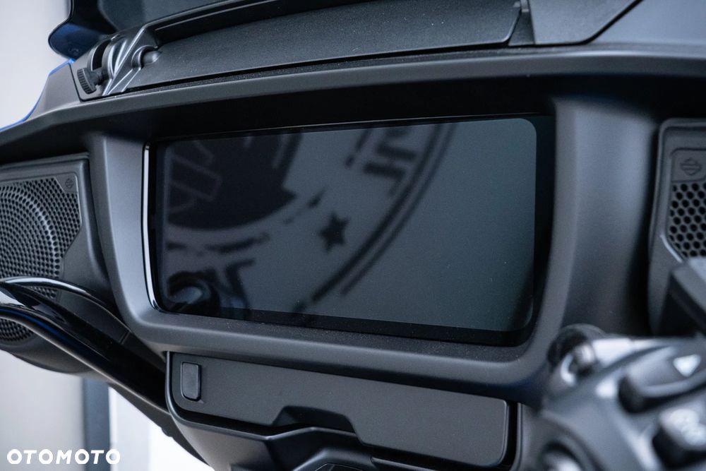 Harley-Davidson Touring Street Glide - 7