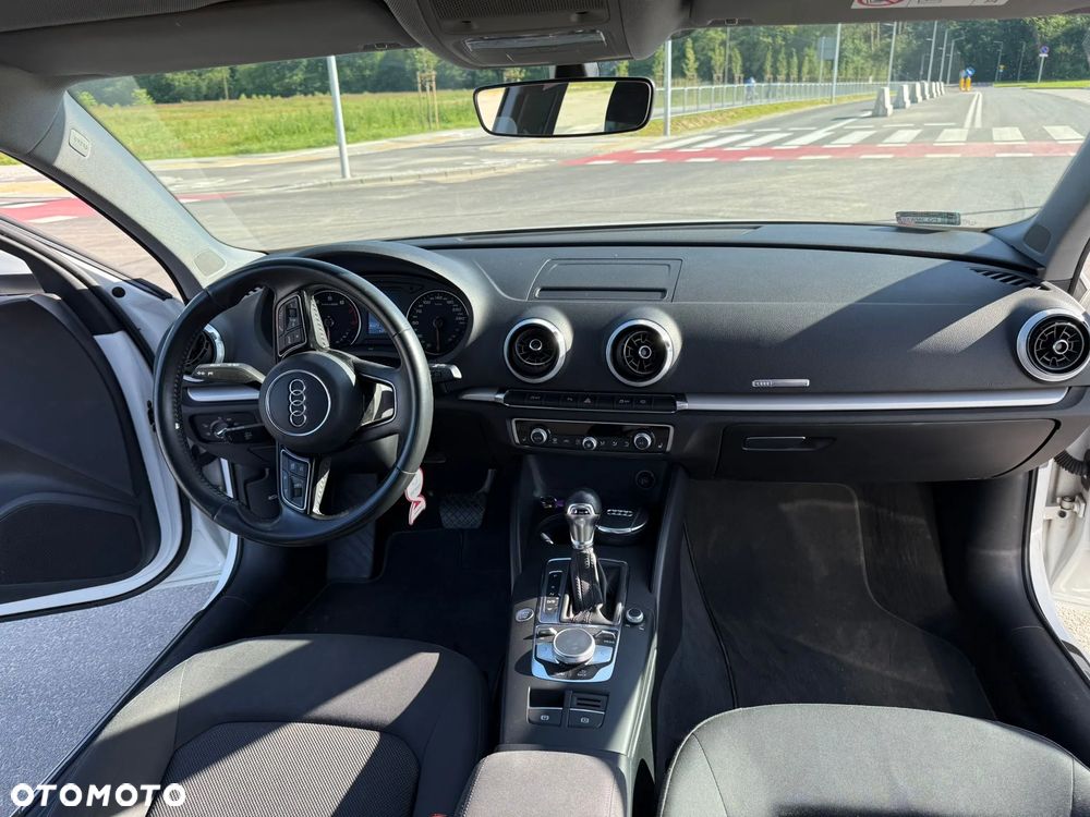 Audi A3 Limousine 35 TFSI S tronic - 25