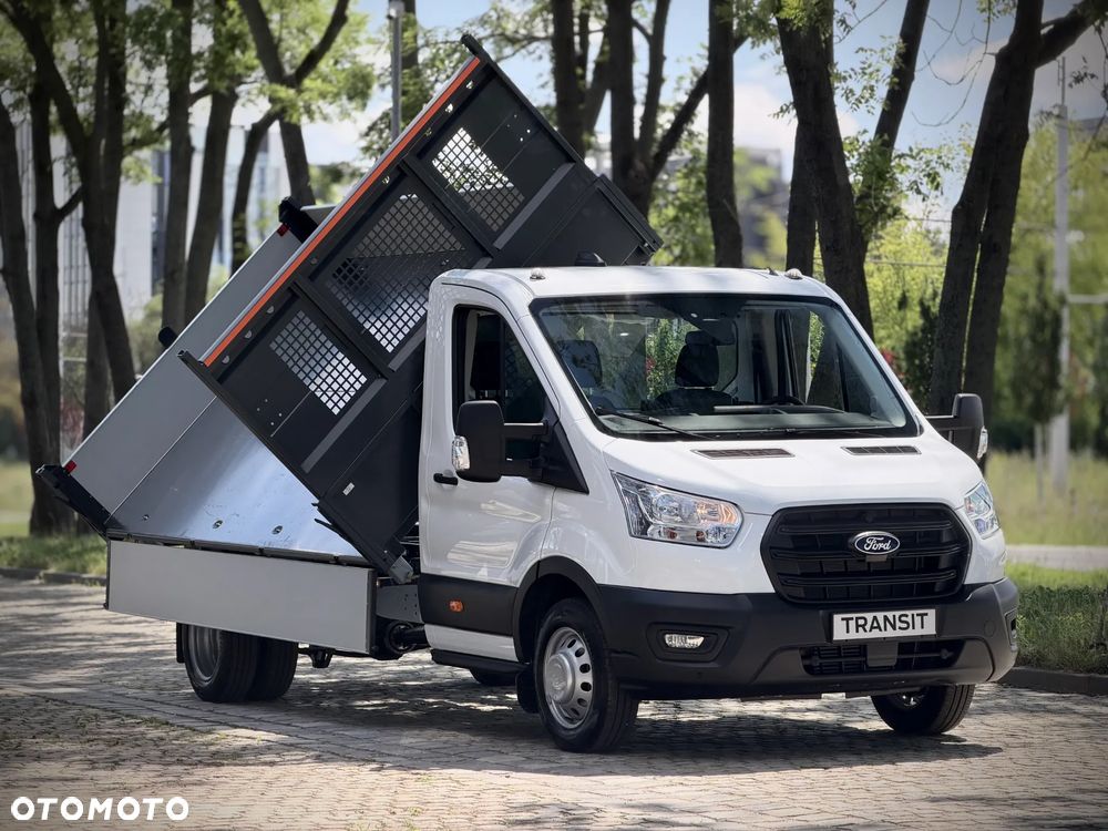 Ford Transit - 32