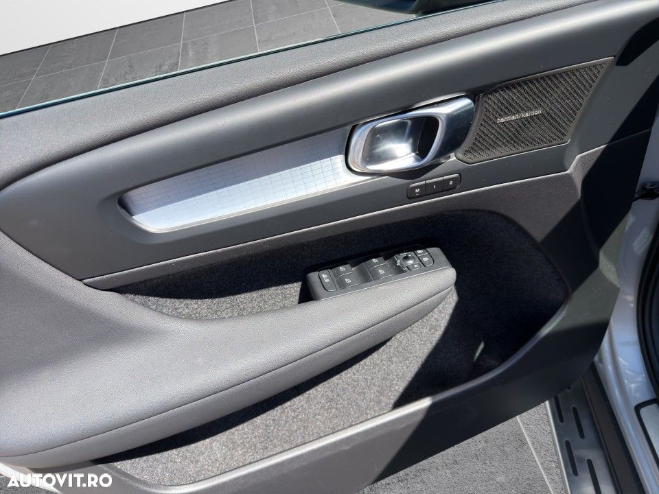 Volvo XC 40 - 19