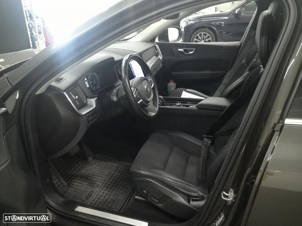 Volvo XC 60 2.0 T8 PHEV Inscription Expression AWD - 3