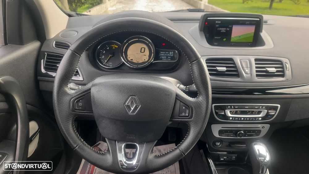 Renault Mégane Sport Tourer 1.5 dCi Bose Edition EDC J18 - 25