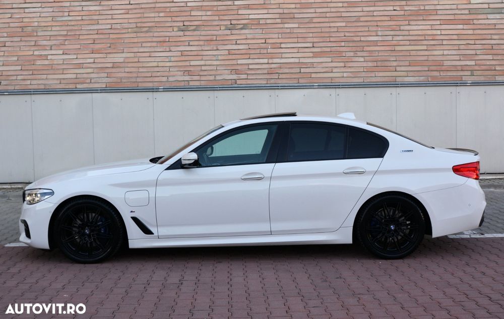 BMW Seria 5 530e Aut. - 3