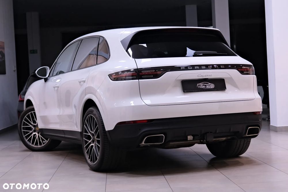 Porsche Cayenne - 17