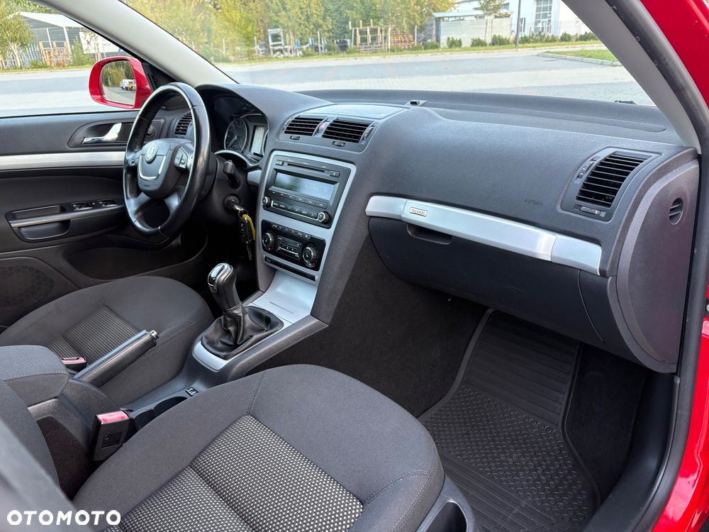 Skoda Octavia Scout 2.0 TDI DPF - 25
