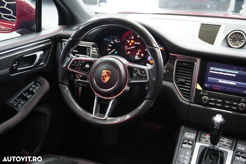 Porsche Macan - 10
