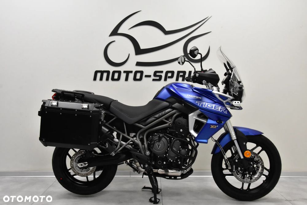 Triumph Tiger - 2