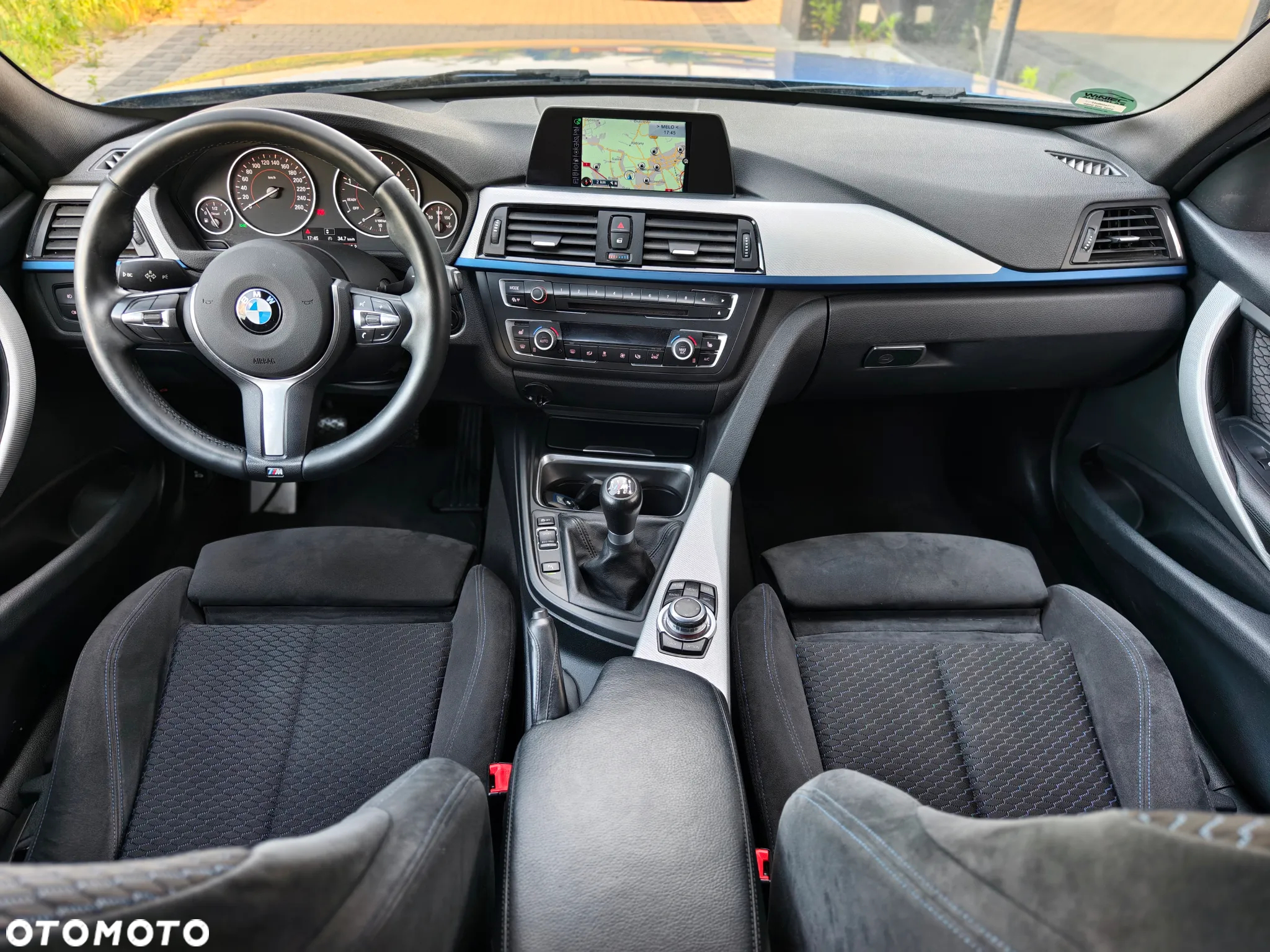 BMW Seria 3 318d Touring Blue Performance - 8