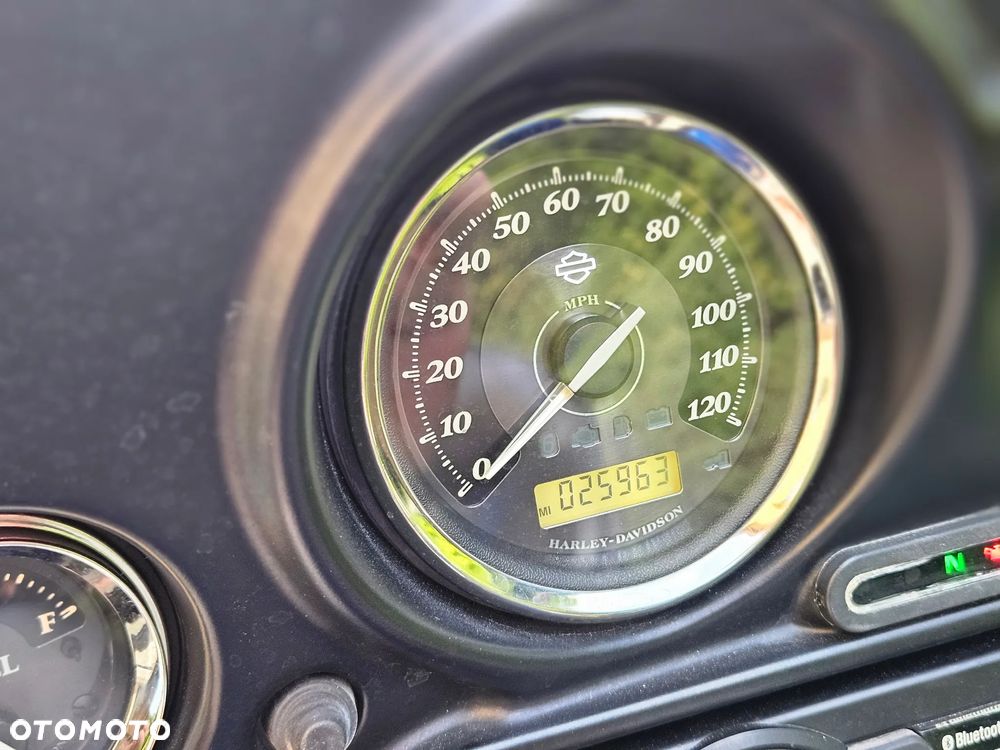 Harley-Davidson Touring Electra Glide - 24