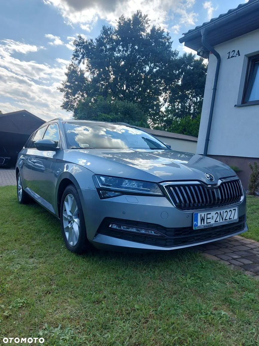 Skoda Superb 2.0 TDI SCR Ambition DSG - 4