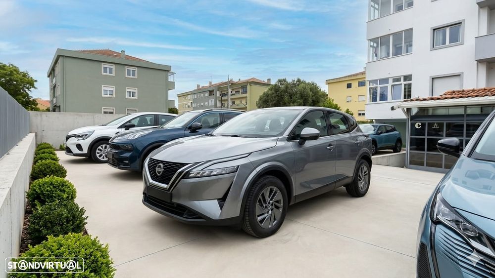 Nissan Qashqai 1.3 DIG-T N-Connecta Xtronic - 1