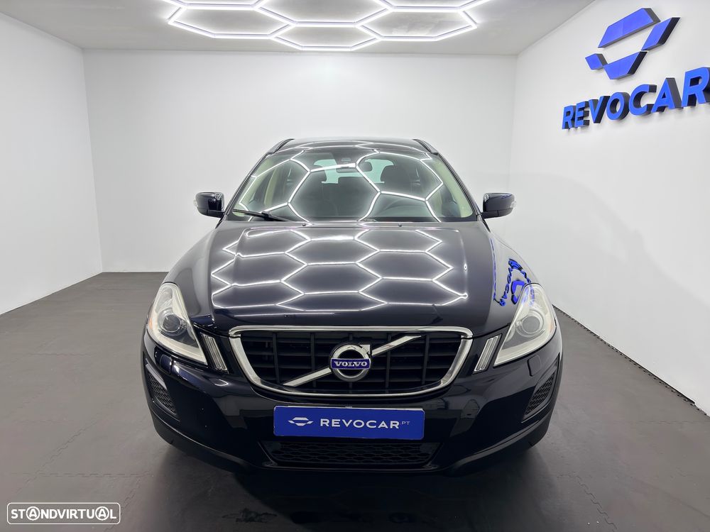 Volvo XC 60 2.0 D4 DRIVe Momentum - 4