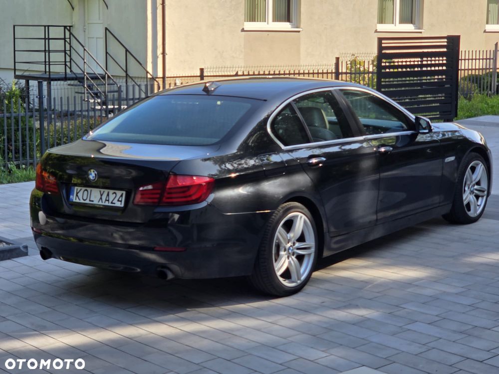 BMW Seria 5 535i xDrive - 12
