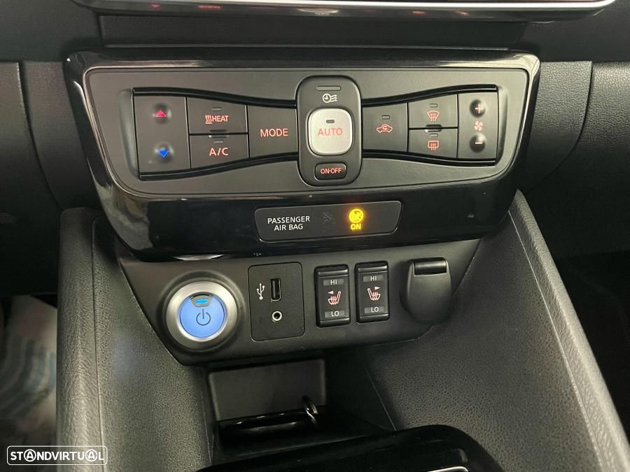 Nissan Leaf 40 kWh Tekna - 22