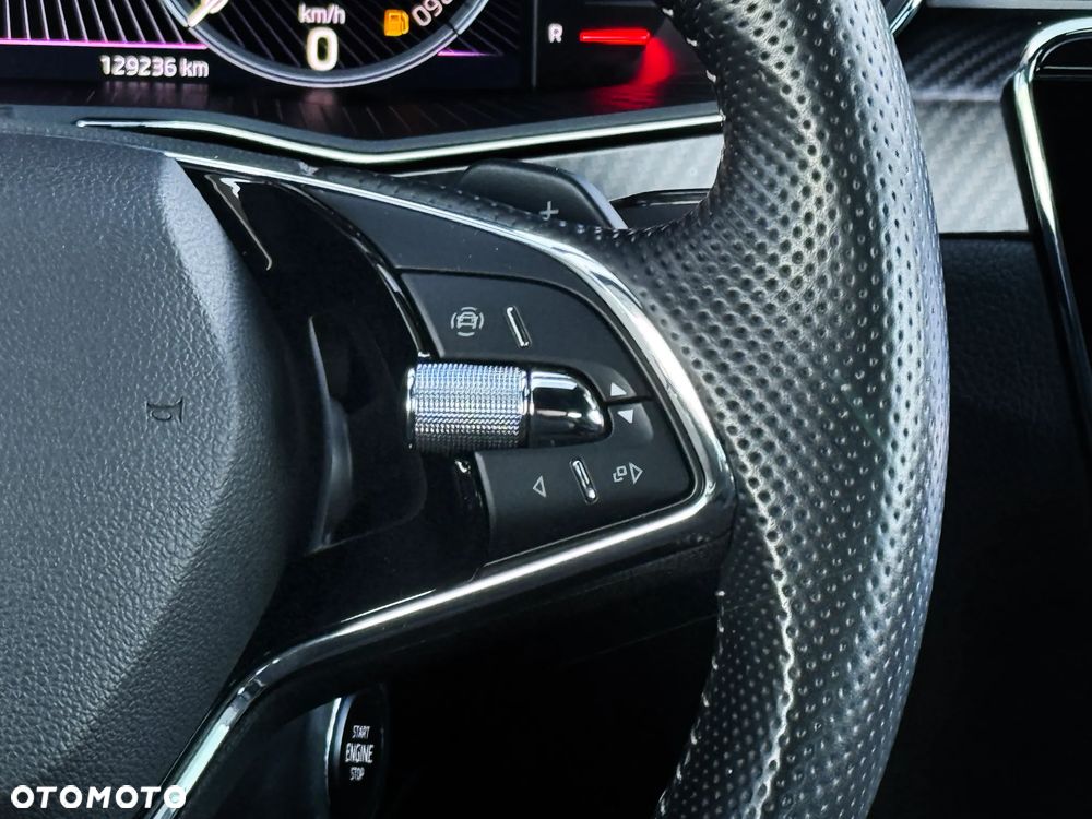 Skoda Superb 2.0 TDI SCR 4x4 Sportline DSG - 20