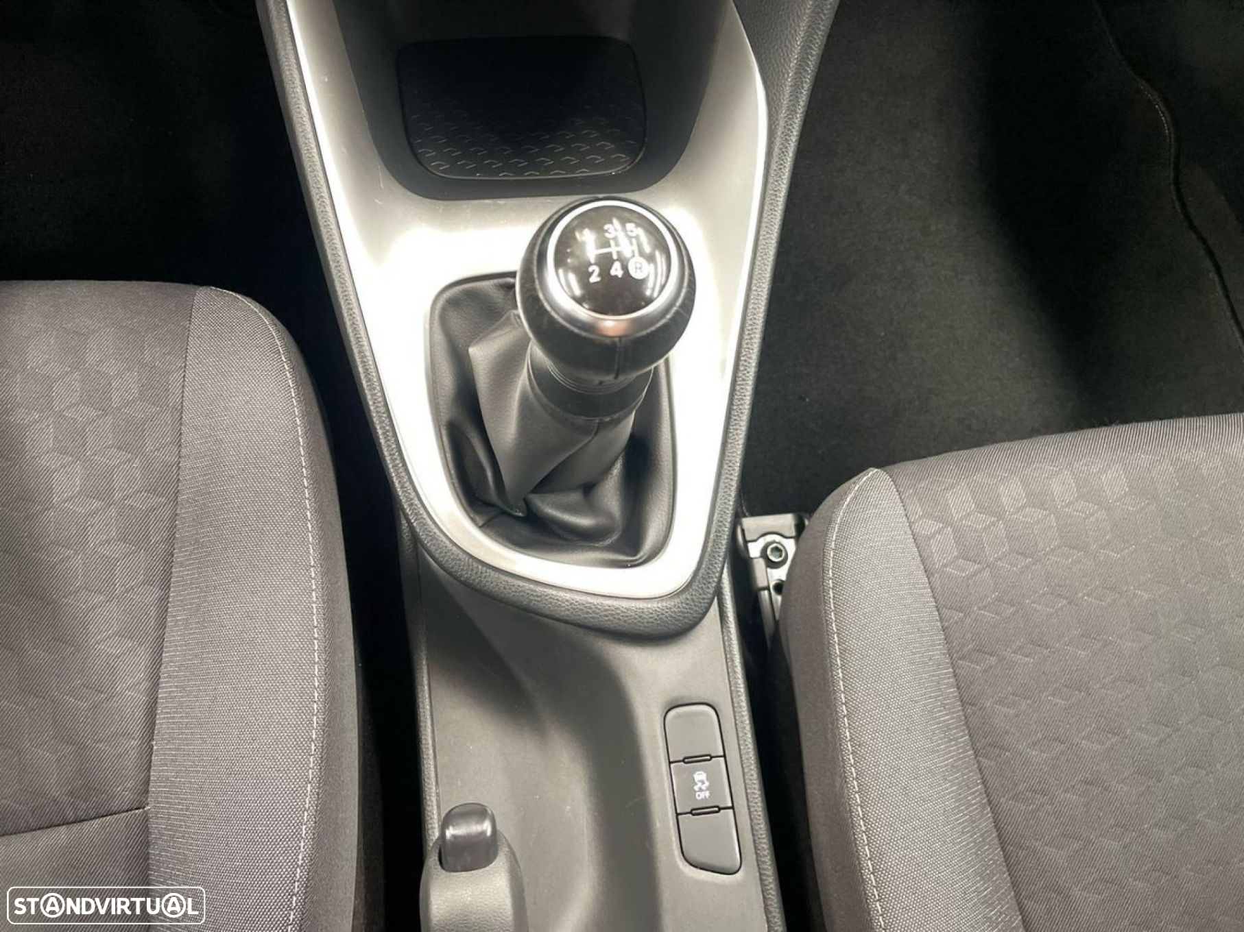 Toyota Yaris 1.0 VVT-i Comfort Plus - 25