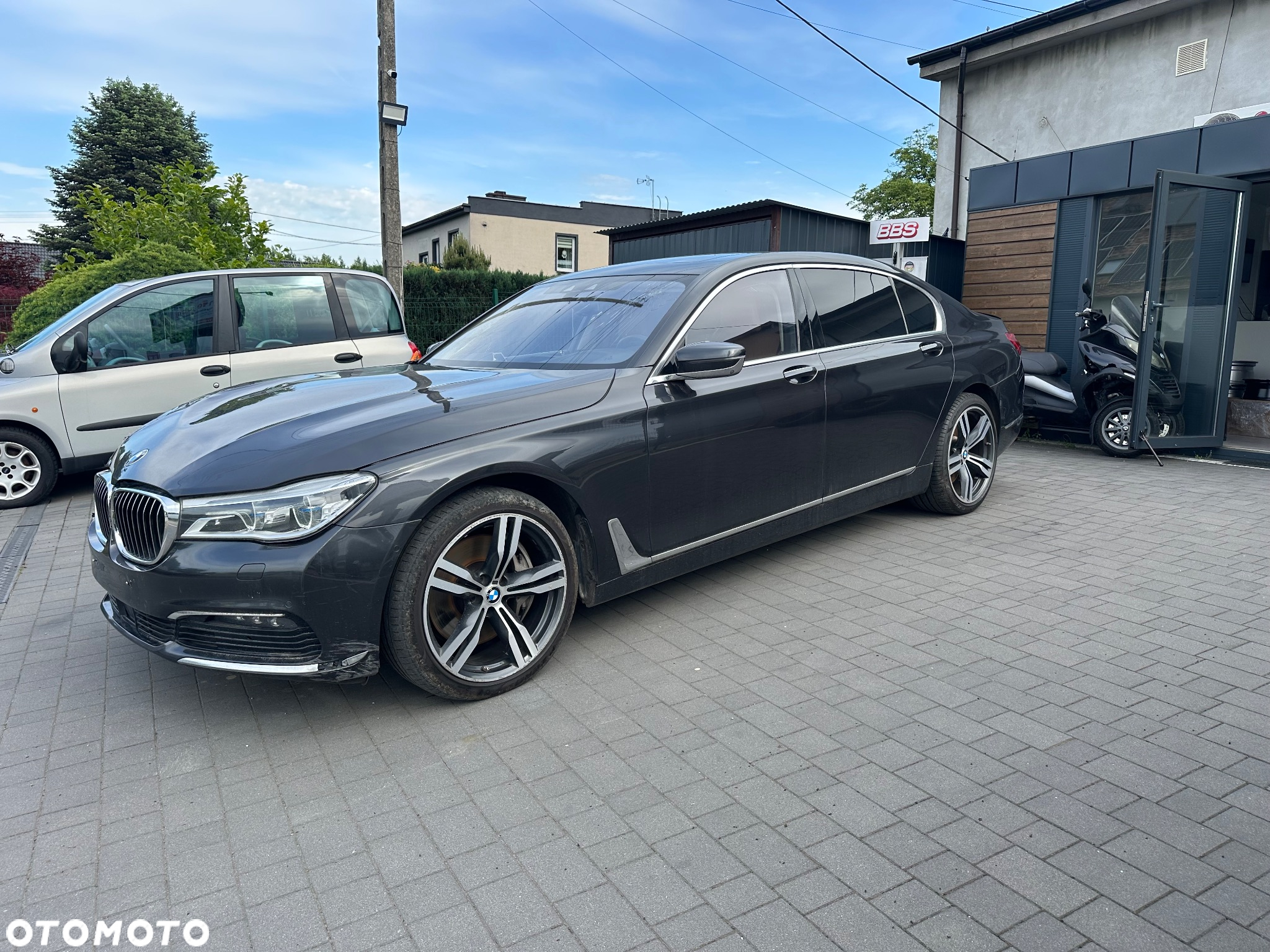 BMW Seria 7 750Li xDrive - 4