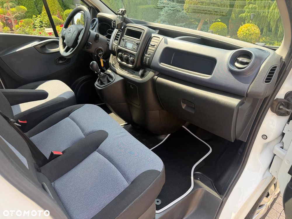 Opel Vivaro L2H1 2,9t Edition - 23