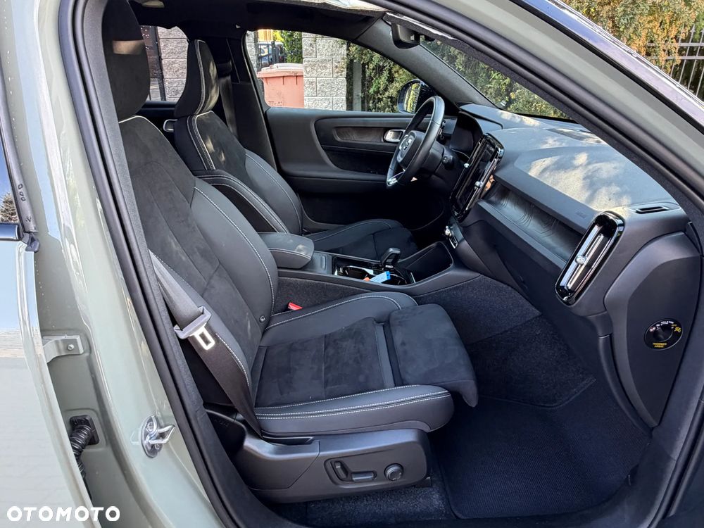 Volvo XC 40 Recharge 82 kWh Single M Extended Range RWD Ultimate - 10
